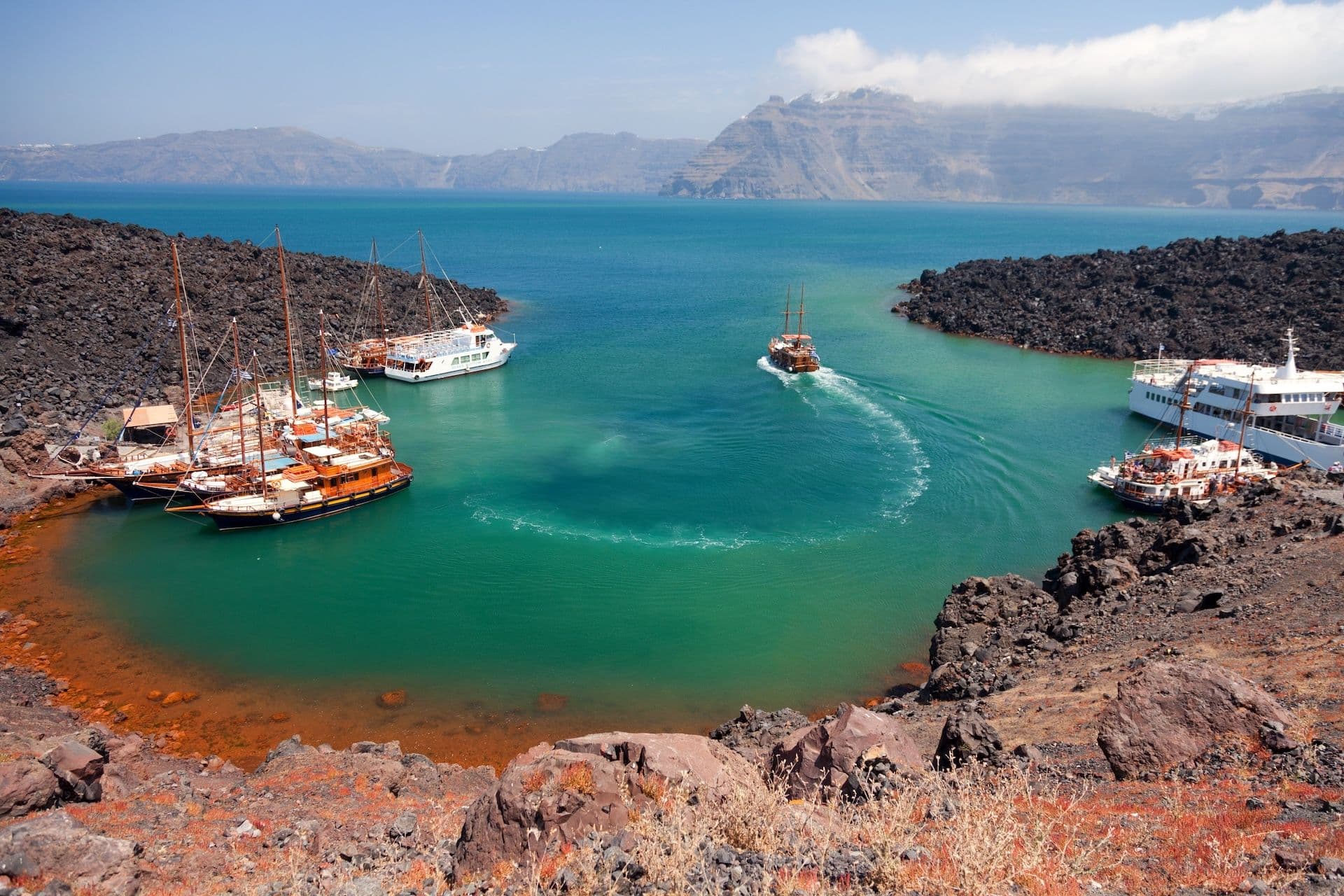 volcano-santorini-sailing-tour.jpg